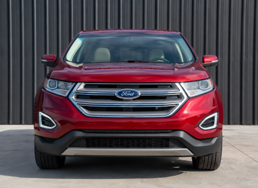 2018 Ford Edge in glossy metallic red for rent