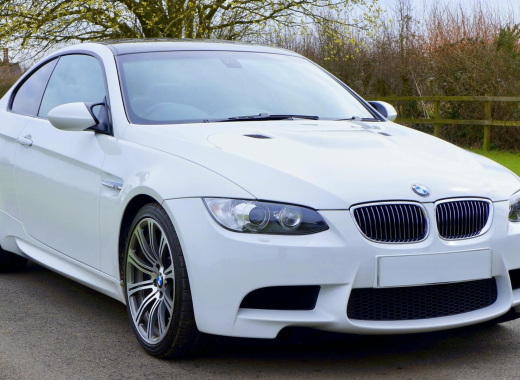 The Benefits of Renting a Luxury Car for Special Occasions