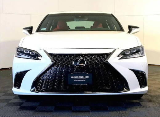 Lexus ES 350 F Sport 2024